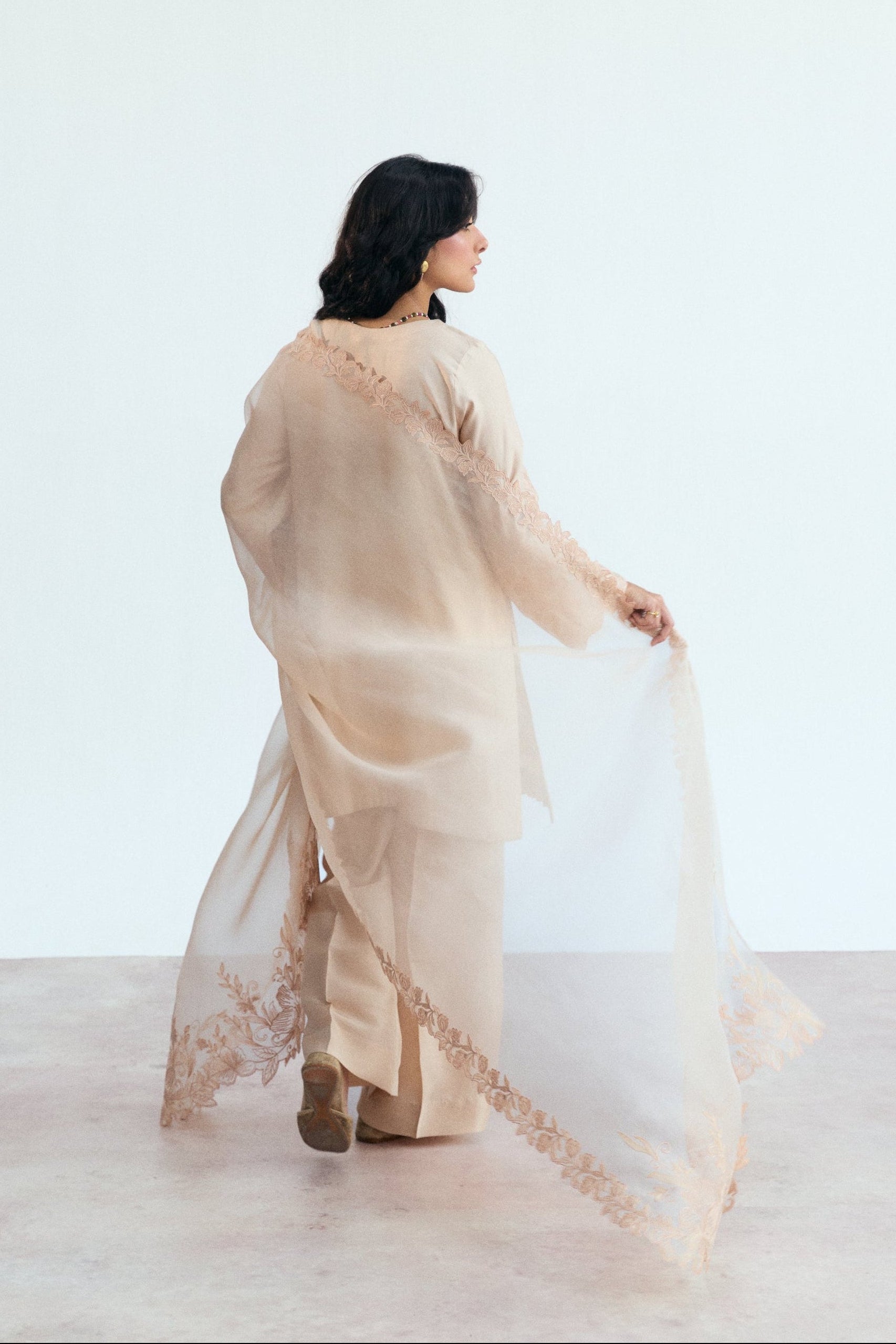 pakistani semi-formal silk wear pink/peach kameez, trousers, dupatta