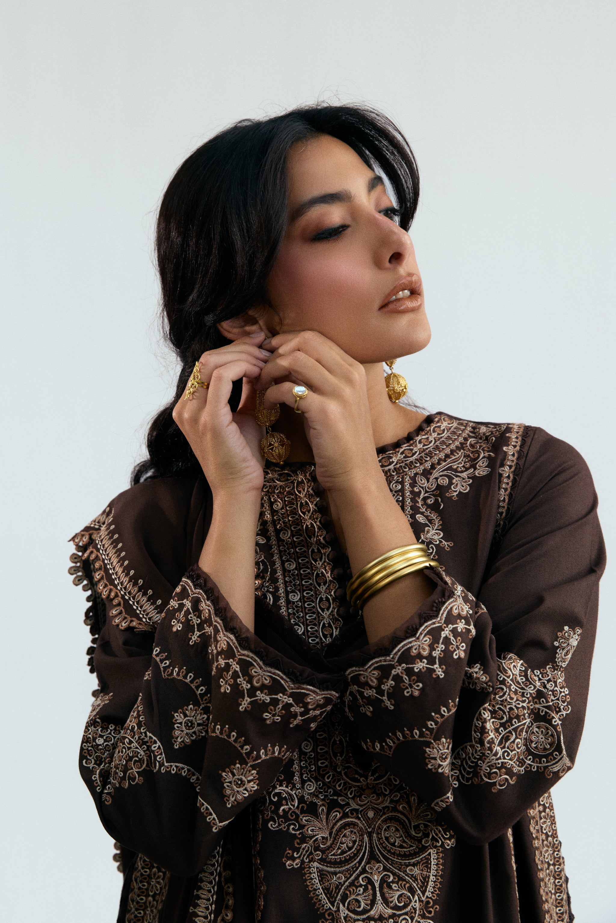 Women’s winter khaddar three - piece in deep brown with premium embroidery – Pakistani winter collection