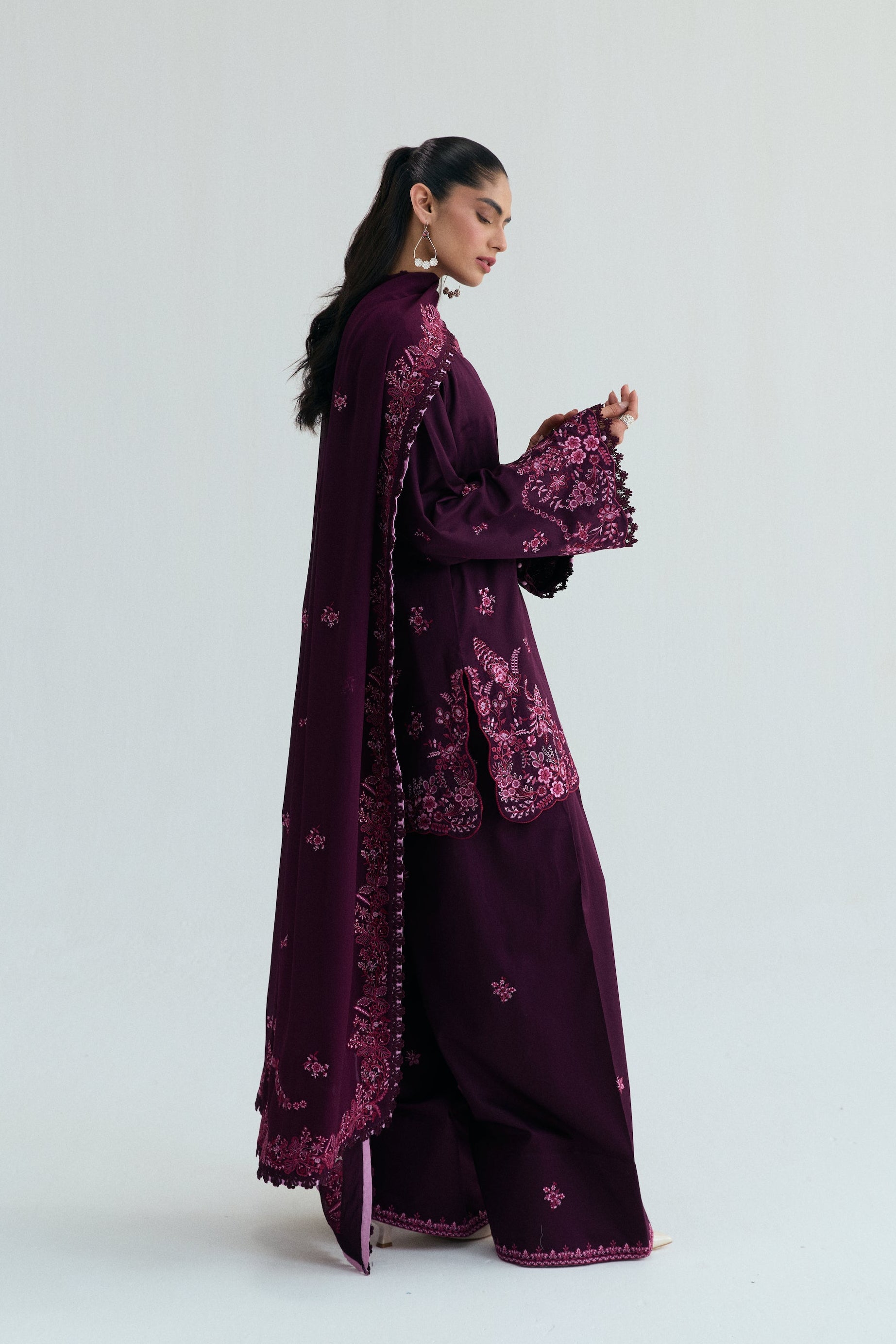 Deep plum Pakistani casual outfit with square neckline, embroidered Farshi shalwar, and detailed dupatta