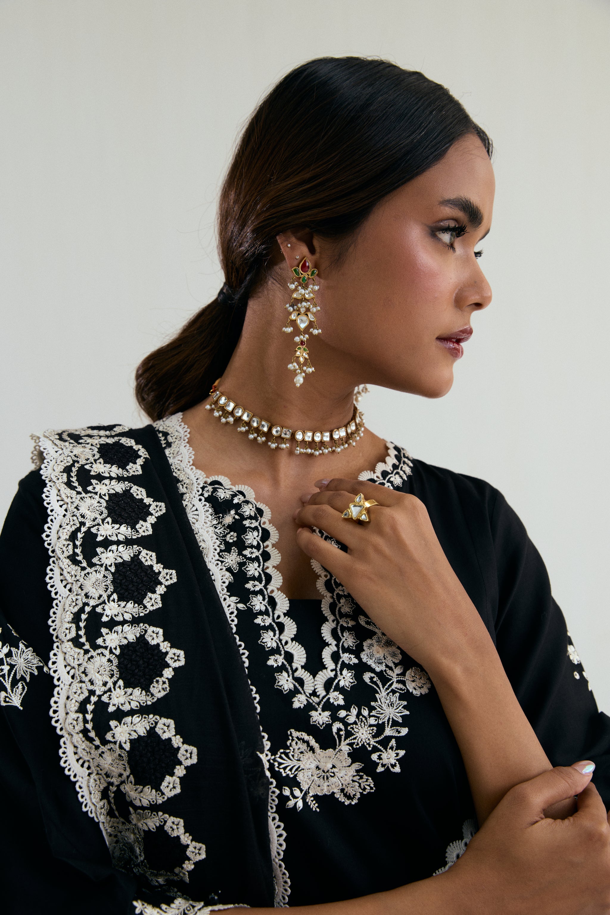 Two-tone ivory Pakistani casual outfit Ideal for Eid and evening occasions.