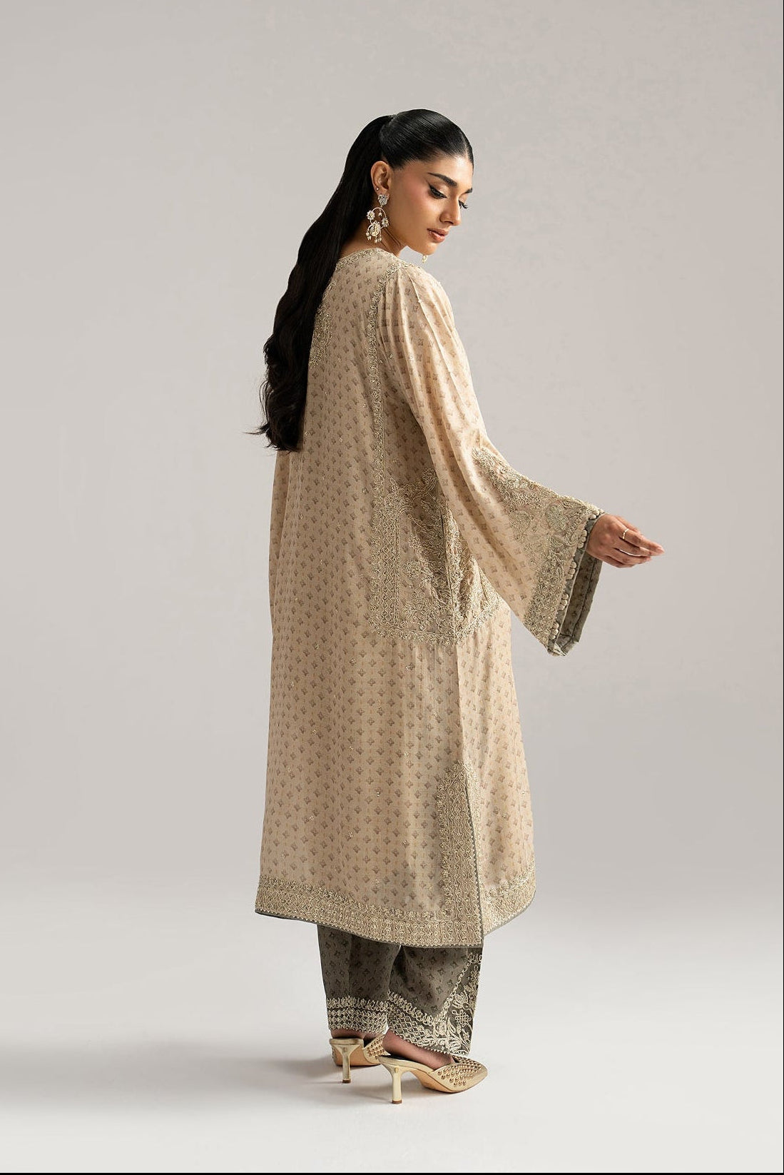 Taupe Set