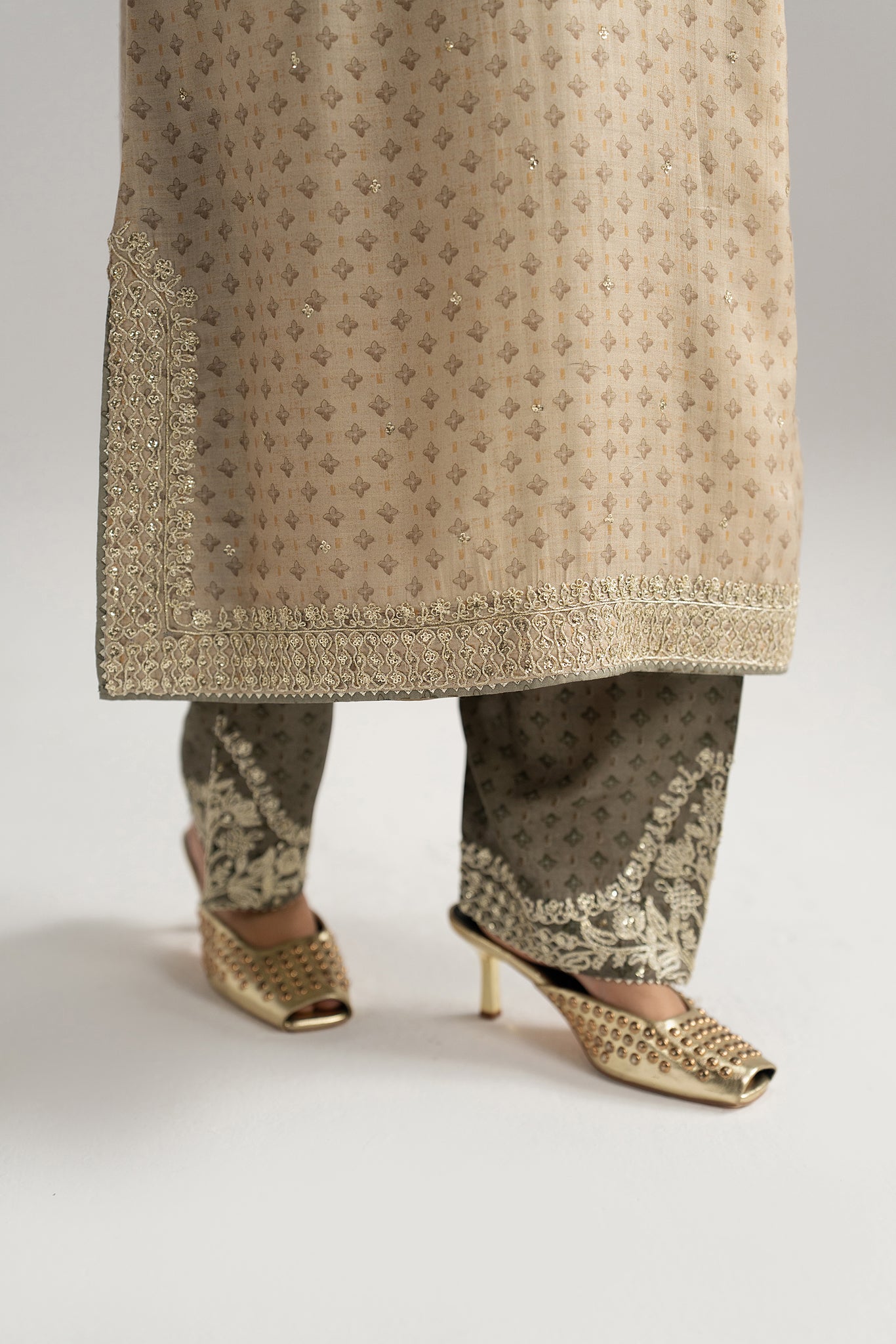 Taupe Set